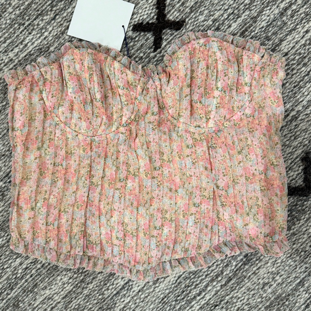 MAJORELLE Floral Pink Crop Top - Picture 4 of 7